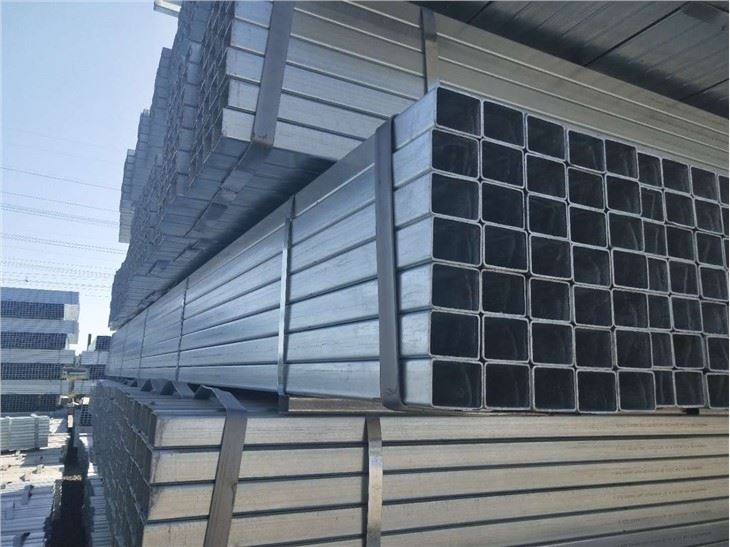 China Factory Steel Hollow Pipe Section Price